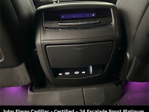 Used 2024 Cadillac Escalade Sport Platinum w/ LPO, ONYX Package image 9