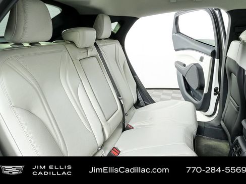 Used 2021 Ford Mustang Mach-E Premium image 22