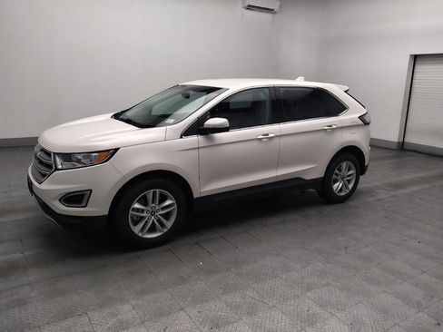 Used 2017 Ford Edge SEL w/ Equipment Group 201A AWD/4WD image 2
