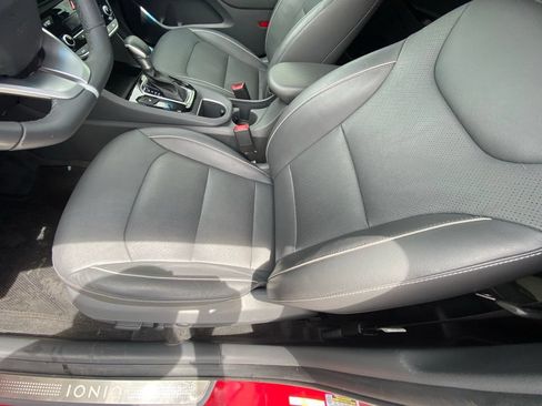 Used 2019 Hyundai Ioniq Limited w/ Ultimate Package 02 FWD image 23
