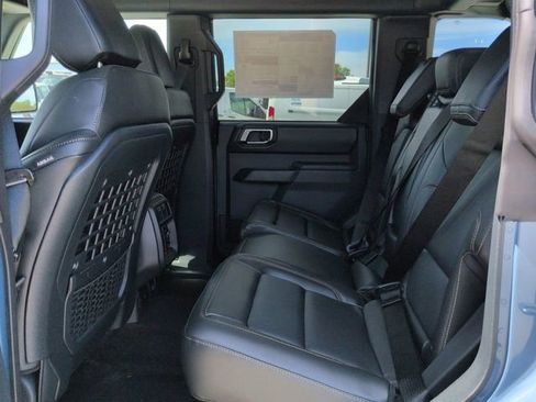 New 2025 Ford Bronco Badlands image 16