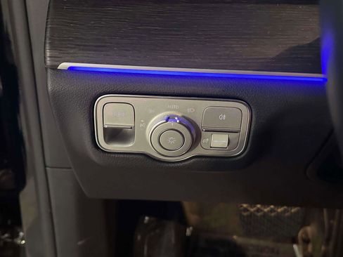 Used 2022 Mercedes-Benz GLE 350 4MATIC w/ Premium Package image 20