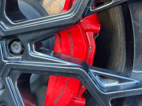 Used 2022 Chevrolet Corvette Stingray Coupe w/ 1LT RWD image 32