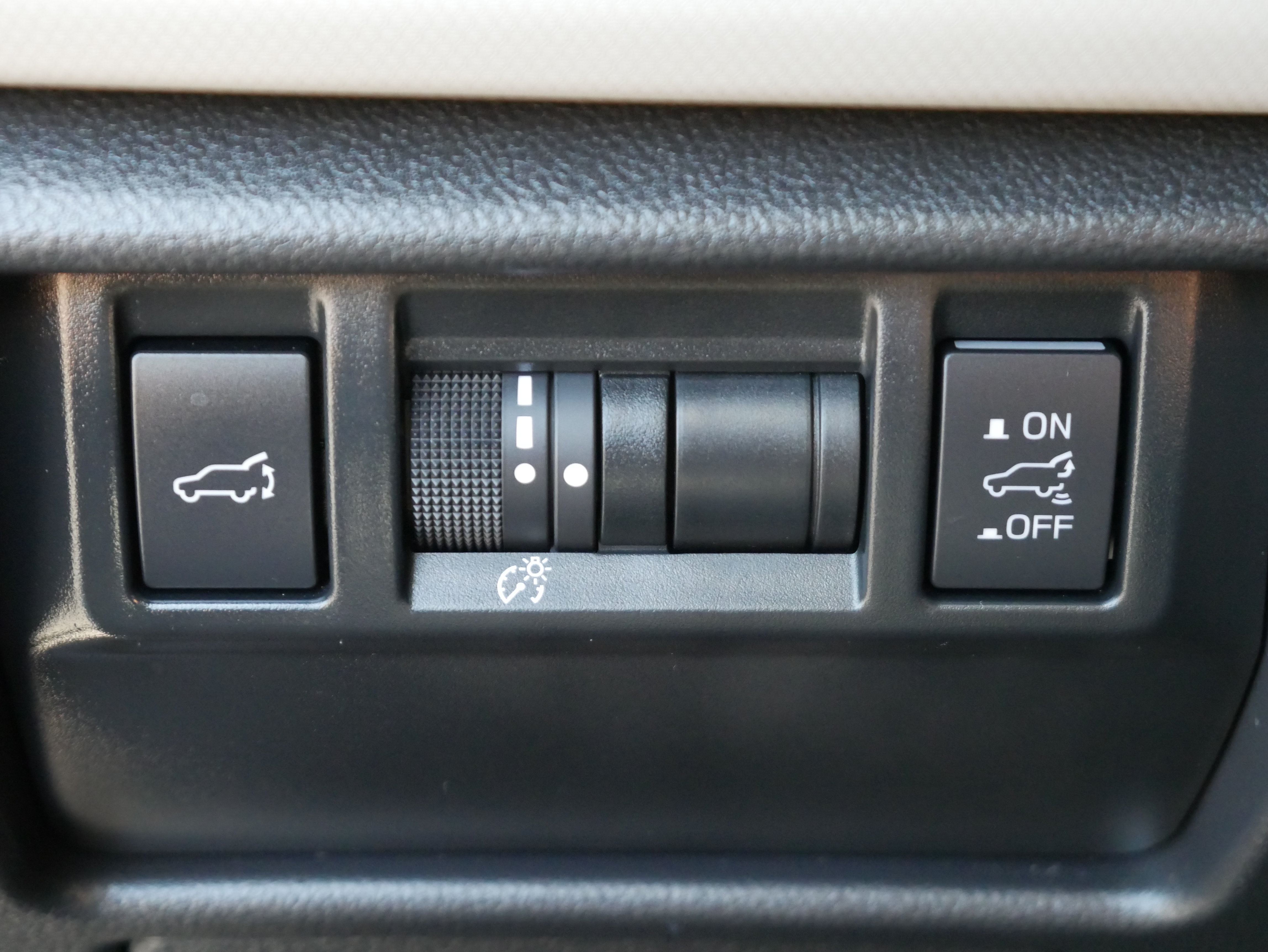 Used 2025 Subaru Forester Limited AWD/4WD image 34