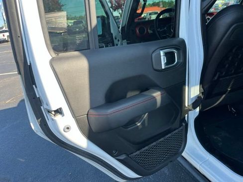 Used 2020 Jeep Gladiator Rubicon AWD/4WD image 10