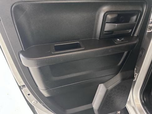 Used 2019 RAM 1500 Express image 22