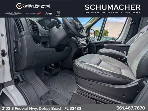Used 2024 RAM ProMaster 2500 w/ Convenience Group FWD image 11
