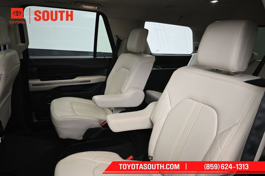 Used 2021 Ford Expedition Platinum AWD/4WD image 25