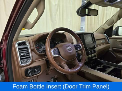 Used 2019 RAM 1500 Laramie AWD/4WD image 14