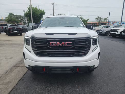 Certified 2024 GMC Sierra 1500 AT4 w/ Technology Package AWD/4WD image 3