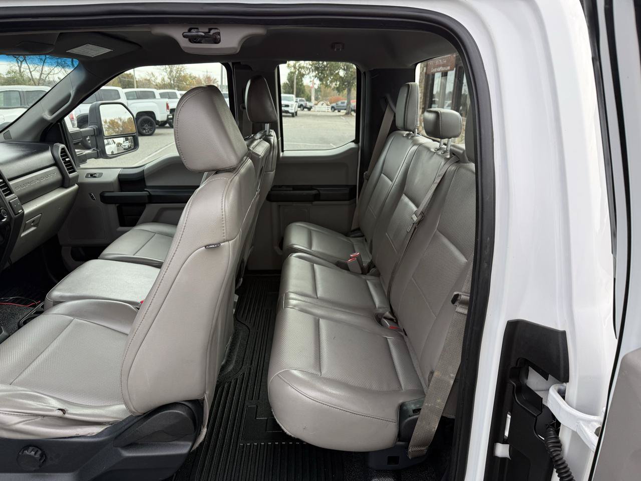 Used 2017 Ford F250 XL w/ Power Equipment Group AWD/4WD image 14