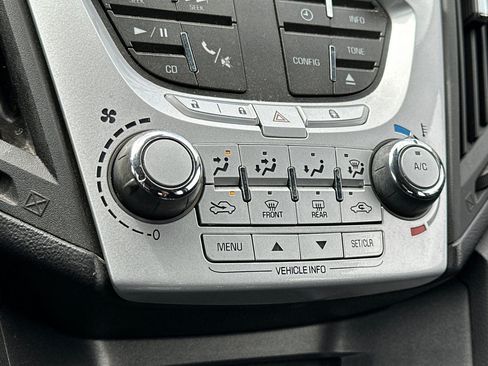 Used 2013 Chevrolet Equinox LS AWD/4WD image 21