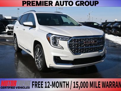 Used 2024 GMC Terrain Denali w/ Denali Premium Package
