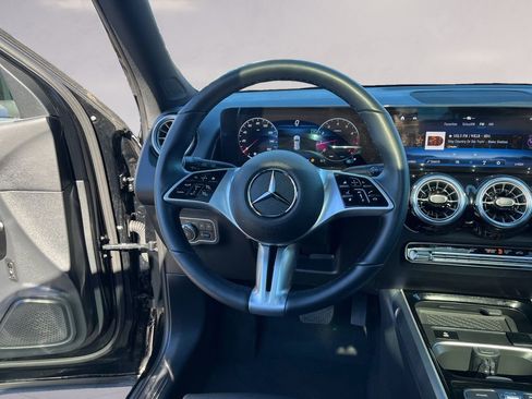 Certified 2025 Mercedes-Benz GLB 250 4MATIC image 12