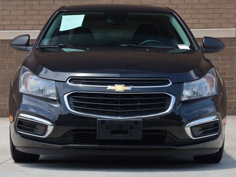 Used 2016 Chevrolet Cruze LS FWD image 5