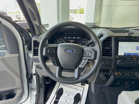 Certified 2022 Ford F250 XL w/ STX Appearance Package AWD/4WD image 31