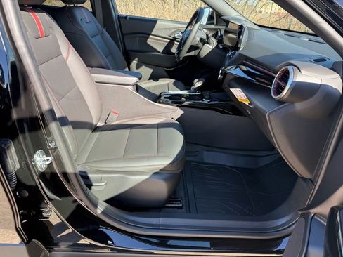 New 2026 Chevrolet Trax RS w/ Sunroof Package image 21