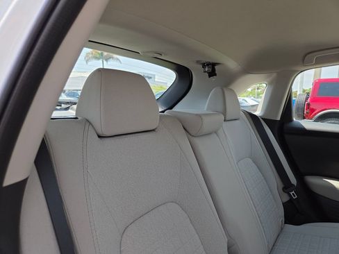 Used 2025 Honda HR-V LX image 19
