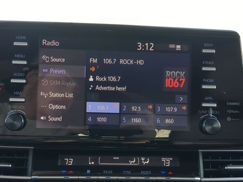 Used 2024 Toyota Sienna LE image 22