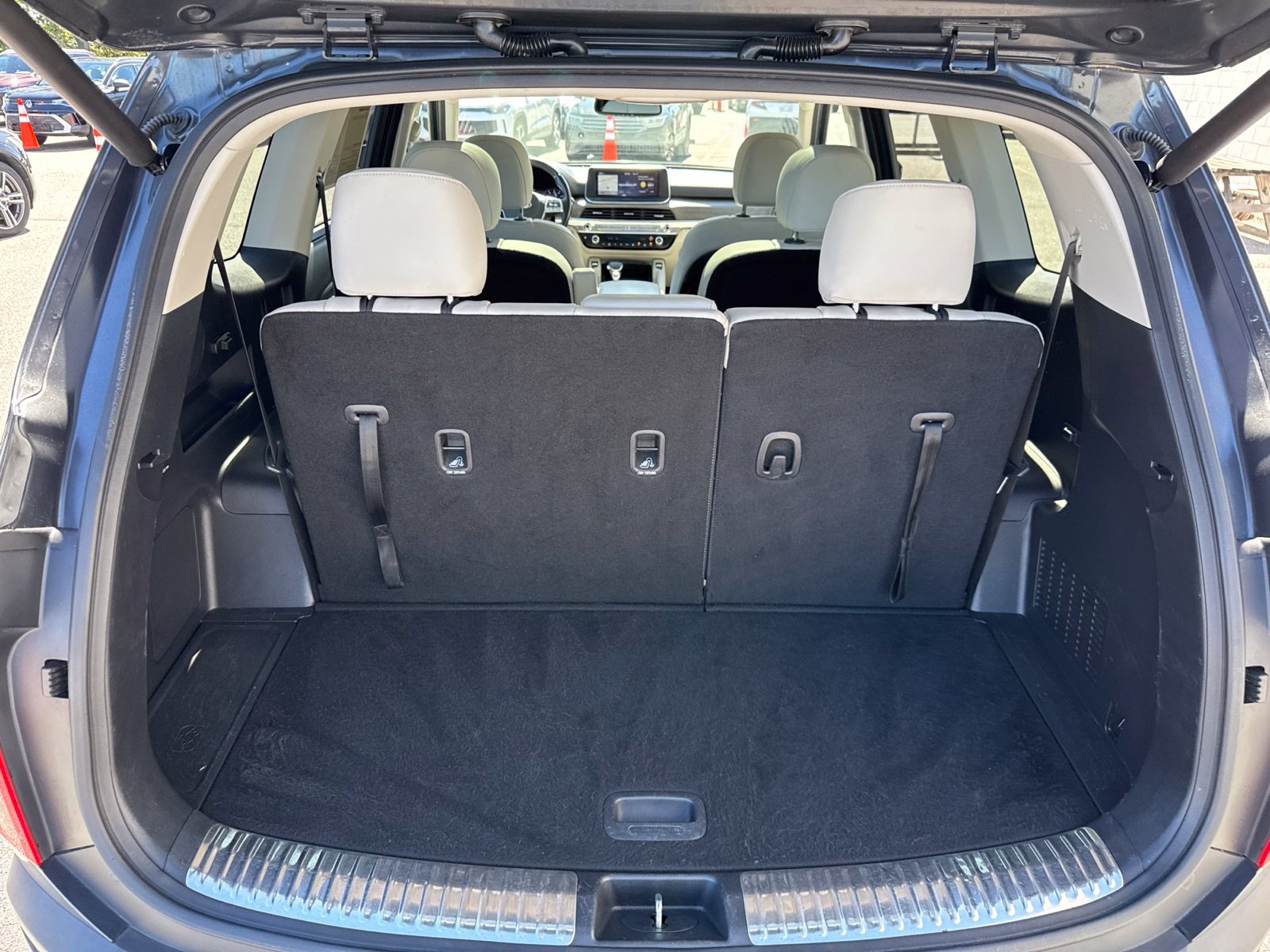 Used 2021 Kia Telluride SX w/ Nightfall Edition Package AWD/4WD image 11