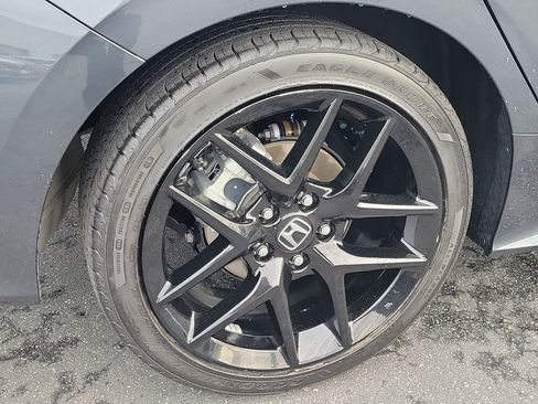 Used 2025 Honda Civic Sport image 26