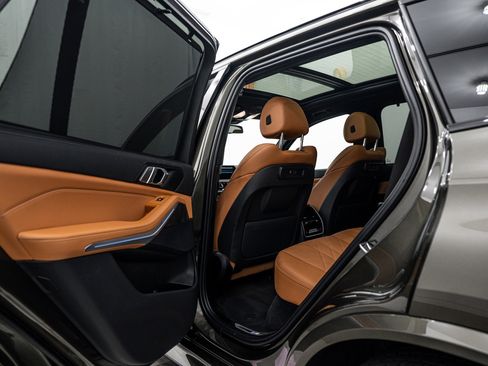 Used 2023 BMW X5 xDrive45e w/ Executive Package image 18