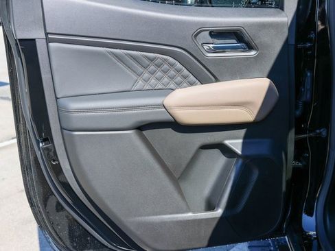 New 2026 GMC Canyon Denali image 14