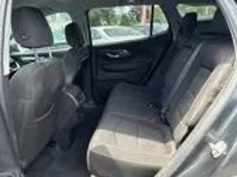 Used 2020 GMC Terrain SLE FWD image 10