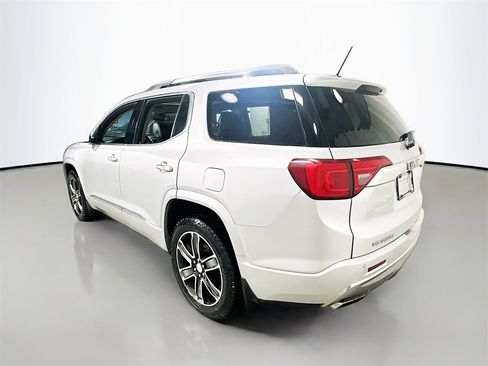 Used 2017 GMC Acadia Denali w/ Technology Package image 6