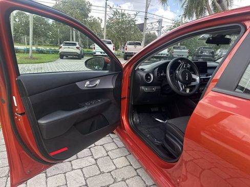 Used 2024 Kia Forte LXS FWD image 22