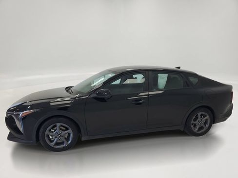 Used 2025 Kia K4 FWD image 4