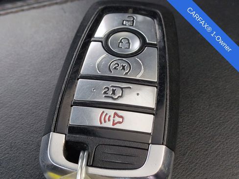 Used 2024 Ford Explorer Platinum w/ Technology Package image 41