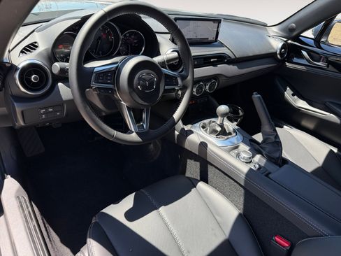 New 2025 MAZDA MX-5 Miata Grand Touring w/ Appearance Package image 15