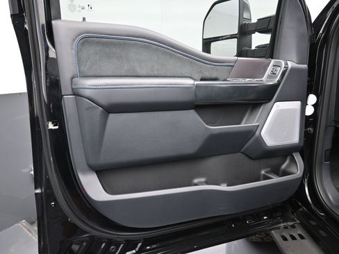 New 2026 Ford F250 Platinum w/ Tremor Off-Road Package image 6