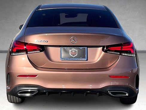 Used 2022 Mercedes-Benz A 220 image 4