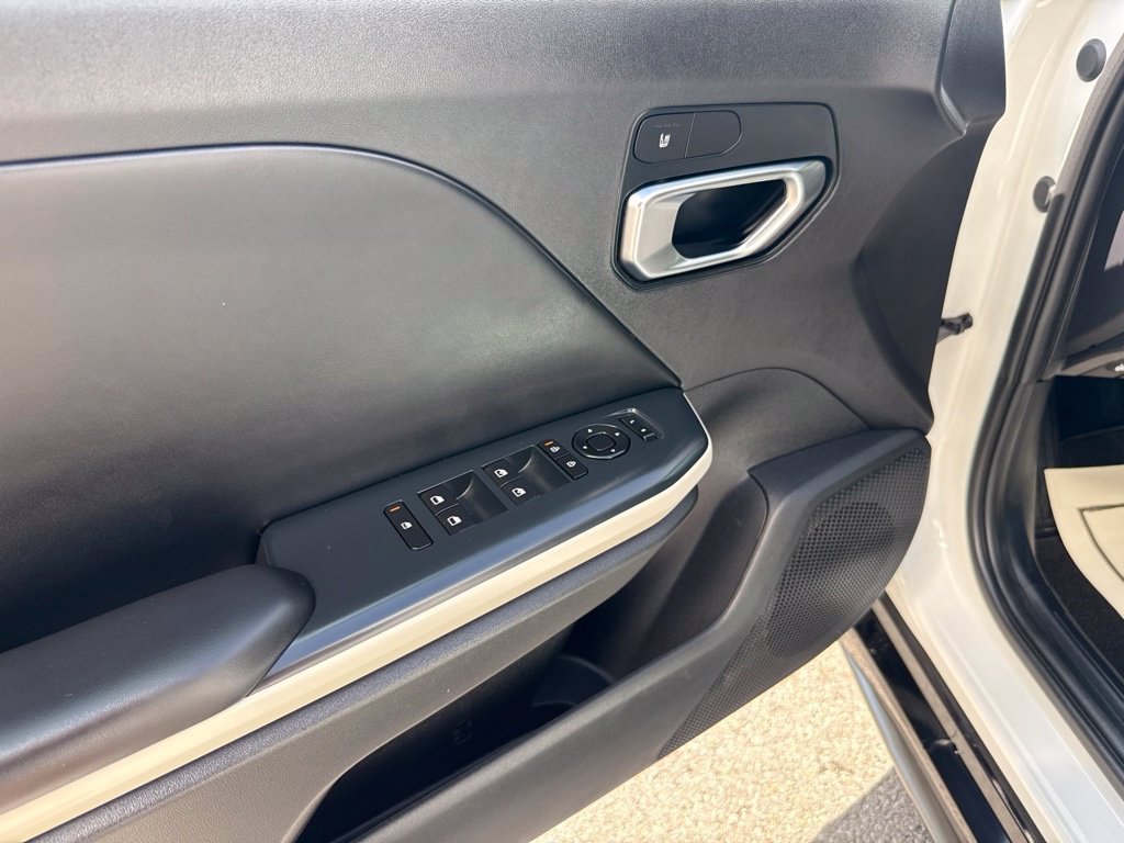 Used 2025 Kia K4 GT-Line w/ GT-Line Sunroof Package FWD image 21