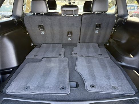 Used 2023 Jeep Grand Cherokee Altitude image 16