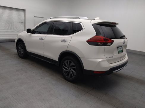 Used 2019 Nissan Rogue SV FWD image 3