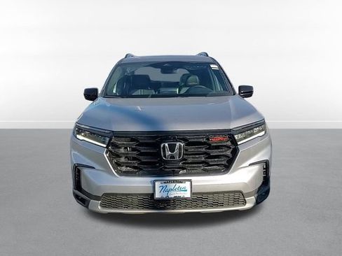 New 2025 Honda Pilot TrailSport image 2