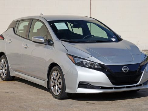 Used 2023 Nissan Leaf S FWD image 47