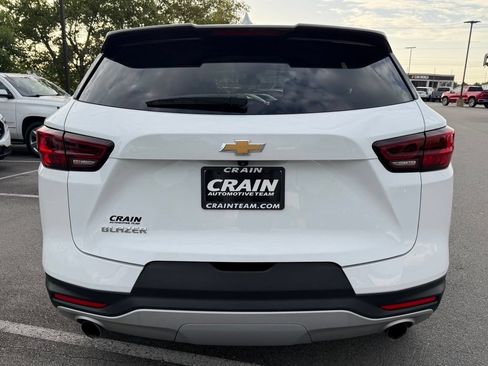 Used 2025 Chevrolet Blazer LT FWD image 6