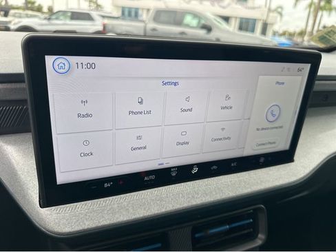 Used 2025 Ford Maverick XLT w/ Equipment Group 302A image 9