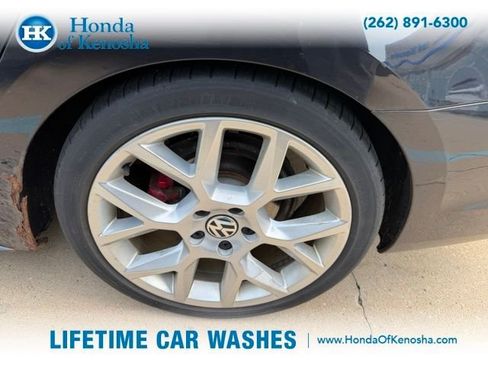 Used 2014 Volkswagen Jetta GLI Edition 30 FWD image 3