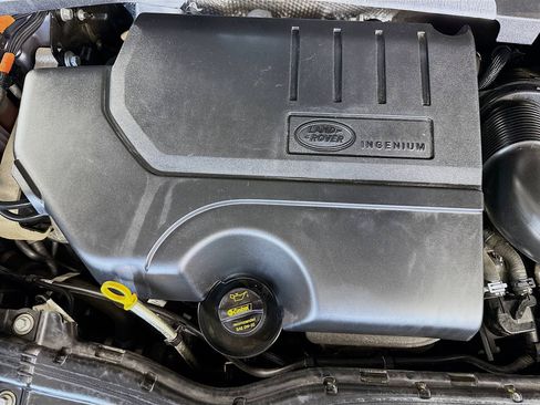 Used 2023 Land Rover Discovery Sport S R-Dynamic image 37