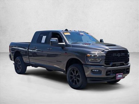 Certified 2026 RAM 2500 Laramie w/ Night Edition AWD/4WD image 3