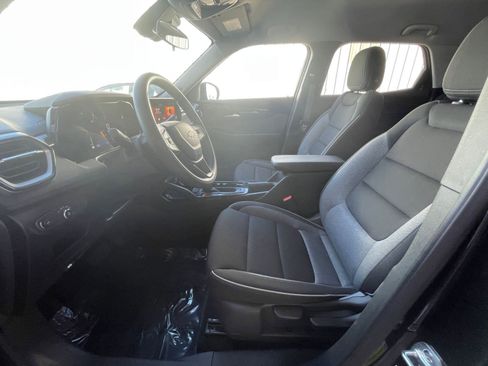 Used 2025 Chevrolet TrailBlazer LT image 24
