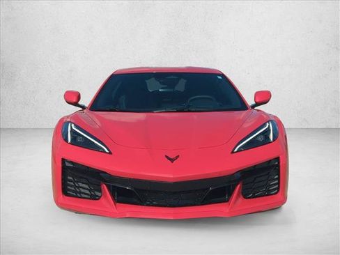 Used 2025 Chevrolet Corvette Z06 RWD image 2