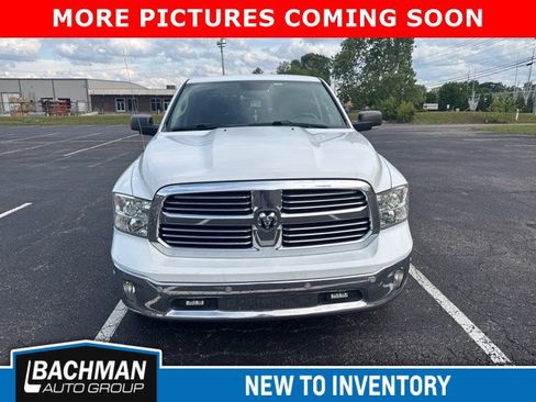 Used 2017 RAM 1500 Big Horn AWD/4WD image 3