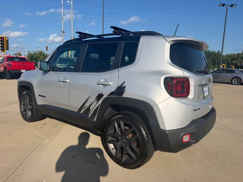 Used 2020 Jeep Renegade Altitude AWD/4WD image 11