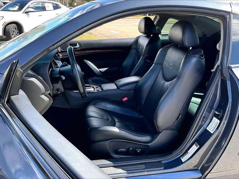 Used 2010 INFINITI G37 x w/ Premium Pkg image 7
